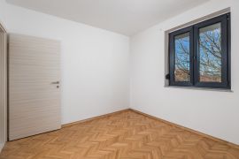 Prodaja stana u Malinskoj 3S+DB   88 M2 200 metara od mora, Malinska-Dubašnica, Kвартира