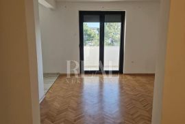 Prodaja stana u Malinskoj 3S+DB   88 M2 200 metara od mora, Malinska-Dubašnica, Kвартира