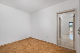 Prodaja stana u Malinskoj 3S+DB   88 M2 200 metara od mora, Malinska-Dubašnica, Kвартира