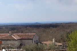 Periferna lokacija prekrasne istarske kamene kuće u malom selu sa pogledom na more, Sveti Lovreč, Ev