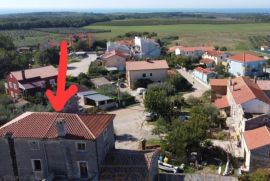 Stara kamena kuća kompletno kvalitetno renovirana - sistem ključ u ruke!, Novigrad, Kuća