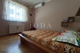 Kuća u nizu s pogledom na more, Kostrena, Appartement