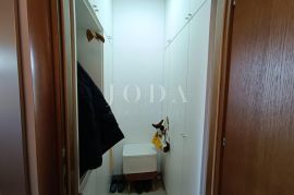 Kuća u nizu s pogledom na more, Kostrena, Appartement