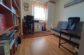 Kuća u nizu s pogledom na more, Kostrena, Appartement