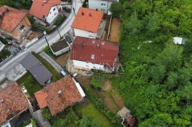 Kuća na tri sprata sa okućnicom, Vraca, Novo Sarajevo, Дом