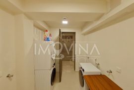 Četverosoban stan 100m2 Koševsko brdo, Sarajevo Centar, Appartment