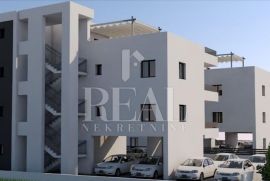 Stan na prvom katu 2S+DB 68,56m2, Trogir, Kвартира