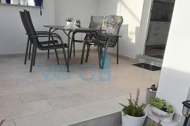 Krk, šira okolica, stan 55m2, okućnica 59m2, prodaja, Krk, Appartement