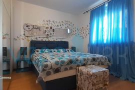 Krk, šira okolica, stan 55m2, okućnica 59m2, prodaja, Krk, Appartement