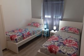 Grad Krk, šira okolica, Kuća za odmor u nizu s pogledom na more, prodaja, Krk, Casa