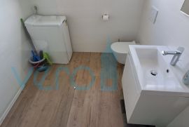 Otok Krk, Omišalj, prozračan stan 45 m2 s pogledom na more, Omišalj, Appartment