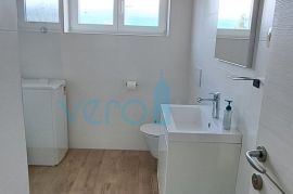 Otok Krk, Omišalj, prozračan stan 45 m2 s pogledom na more, Omišalj, Appartment