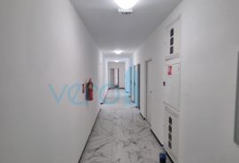 Kostrena, Rijeka okolica, komforni trosobni stan, blizu mora, prizemlje, prodaja, Kostrena, Apartamento