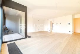 Zagreb, Gold Residence Ribnjak, četverosoban stan na prvom katu NKP 105,21 m2, Zagreb, Kвартира