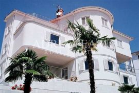 LUKSUZNA VILLA - OPATIJA, Opatija, Casa