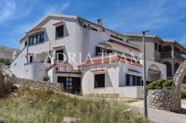 APARTMANSKA KUĆA, 150 M OD MORA, PAG, Pag, بيت