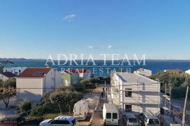 APARTMANSKA KUĆA S 3 APARTMANA, 120 M OD MORA, PETRČANE - ZADAR, Zadar - Okolica, Casa