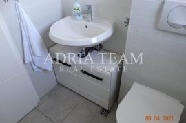 APARTMANSKA KUĆA S POGLEDOM NA MORE, 250 M OD MORA, BIBINJE - ZADAR, Bibinje, Σπίτι