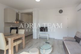 APARTMANSKA KUĆA S POGLEDOM NA MORE, 250 M OD MORA, BIBINJE - ZADAR, Bibinje, Σπίτι