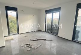 NOVO U PONUDI!! APARTMANI NA TOP LOKACIJI, 100 m OD MORA, PETRČANE - ZADAR, Zadar - Okolica, Kвартира