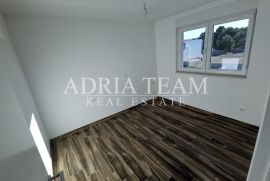 APARTMANI U NOVOGRADNJI, 200 M OD MORA, VIR - ZADAR, Vir, Appartment