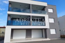 APARTMANI U NOVOGRADNJI, 200 M OD MORA, VIR - ZADAR, Vir, Appartment