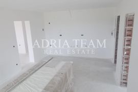 APARTMANI U NOVOGRADNJI, 200 M OD MORA, VIR - ZADAR, Vir, Appartment