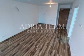 APARTMANI U NOVOGRADNJI, 200 M OD MORA, VIR - ZADAR, Vir, Appartment