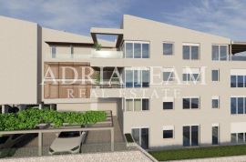 LUKSUZNI APARTMANI S POGLEDOM NA MORE, 150 M OD MORA, PUNAT - KRK, Punat, Apartamento