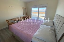 VILA S BAZENOM, 200 M OD MORA! PRIVLAKA - ZADAR, Privlaka, Haus