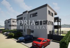 APARTMANI U STAMBENIM ZGRADAMA, NOVOGRADNJA, 150 m OD MORA - PRIVLAKA, Privlaka, Wohnung