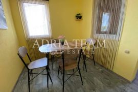 APARTMAN NA 1. KATU KUĆE - VIR, Vir, Apartamento