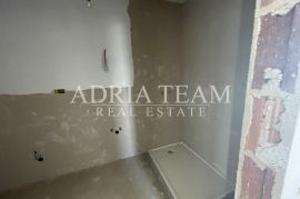 APARTMANI U STAMBENOJ ZGRADI NA PRVOM KATU, NOVOGRADNJA - VIR, Vir, Stan