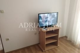 APARTMANSKA KUĆA S POGLEDOM NA MORE - NOVALJA, Novalja, Ev