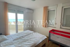 KUĆA S 10 APARTMANA, POGLED NA MORE - PETRČANE, Zadar - Okolica, Maison