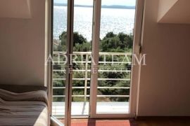 KUĆA S 10 APARTMANA, POGLED NA MORE - PETRČANE, Zadar - Okolica, Maison