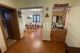 STAN NA PRVOM KATU STAMBENE ZGRADE - PLOVANIJA, ZADAR, Zadar, Appartment