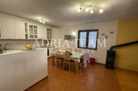 STAN NA PRVOM KATU STAMBENE ZGRADE - PLOVANIJA, ZADAR, Zadar, Appartment