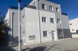 APARTMANI U NOVOGRADNJI, 400 m OD MORA - VIR, Vir, Apartamento