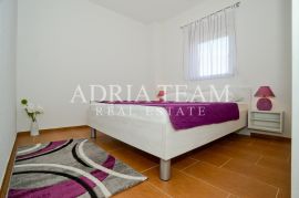 APARTMANI U URBANOJ VILI, 300 m DO MORA, PRIVLAKA - ZADAR!, Privlaka, Kвартира