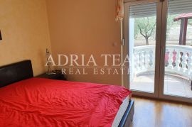 APARTMANSKA KUĆA S 8 STAMBENIH JEDINICA - DIKLO, ZADAR, Zadar, بيت