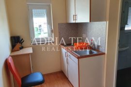 APARTMANSKA KUĆA S 8 STAMBENIH JEDINICA - DIKLO, ZADAR, Zadar, بيت