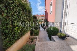 APARTMANSKA KUĆA S 8 STAMBENIH JEDINICA - DIKLO, ZADAR, Zadar, بيت