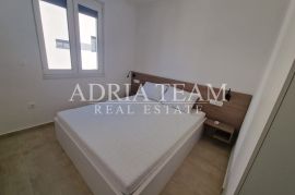 PRILIKA!!! APARTMAN NA 2. KATU STAMBENE ZGRADE, POGLED NA MORE - DIKLO, ZADAR, Zadar, Apartamento