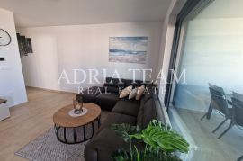 PRILIKA!!! APARTMAN NA 2. KATU STAMBENE ZGRADE, POGLED NA MORE - DIKLO, ZADAR, Zadar, Apartamento