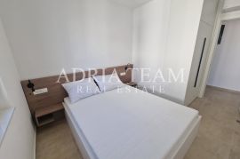 PRILIKA!!! APARTMAN NA 2. KATU STAMBENE ZGRADE, POGLED NA MORE - DIKLO, ZADAR, Zadar, Apartamento