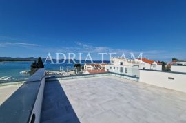 PRILIKA!!! APARTMAN NA 2. KATU STAMBENE ZGRADE, POGLED NA MORE - DIKLO, ZADAR, Zadar, Apartamento