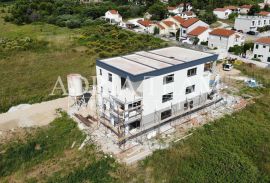 APARTMANI U BLIZINI PLAŽE, ZGRADA 2. NOVOGRADNJA, 150 m OD MORA - PRIVLAKA, Privlaka, Daire