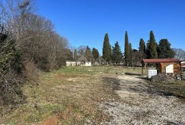 ISTRA,BARBAN - Građevinsko zemljište u samom centru naselja, Barban, Terrain