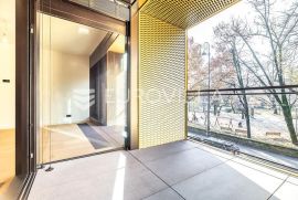 Zagreb, Gold Residence Ribnjak, peterosoban stan s vrtom na prvom katu NKP 153,92 m2, Zagreb, Kвартира